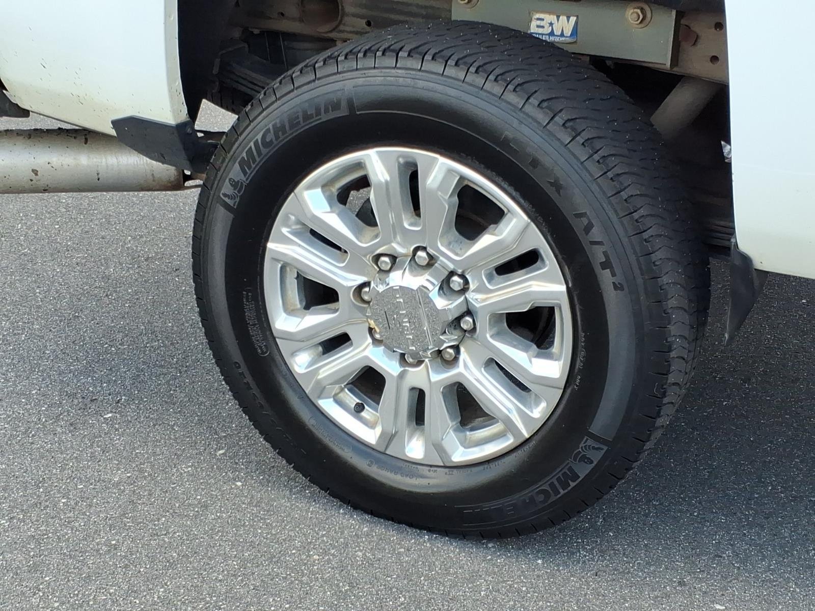 Used 2015 Summit White Chevrolet LTZ image 11