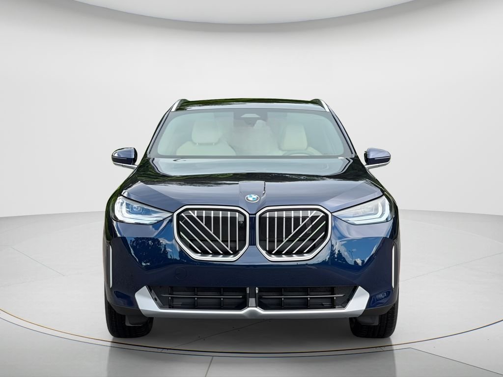 New 2026 Tanzanite Blue II Metallic BMW 30 xDrive image 2