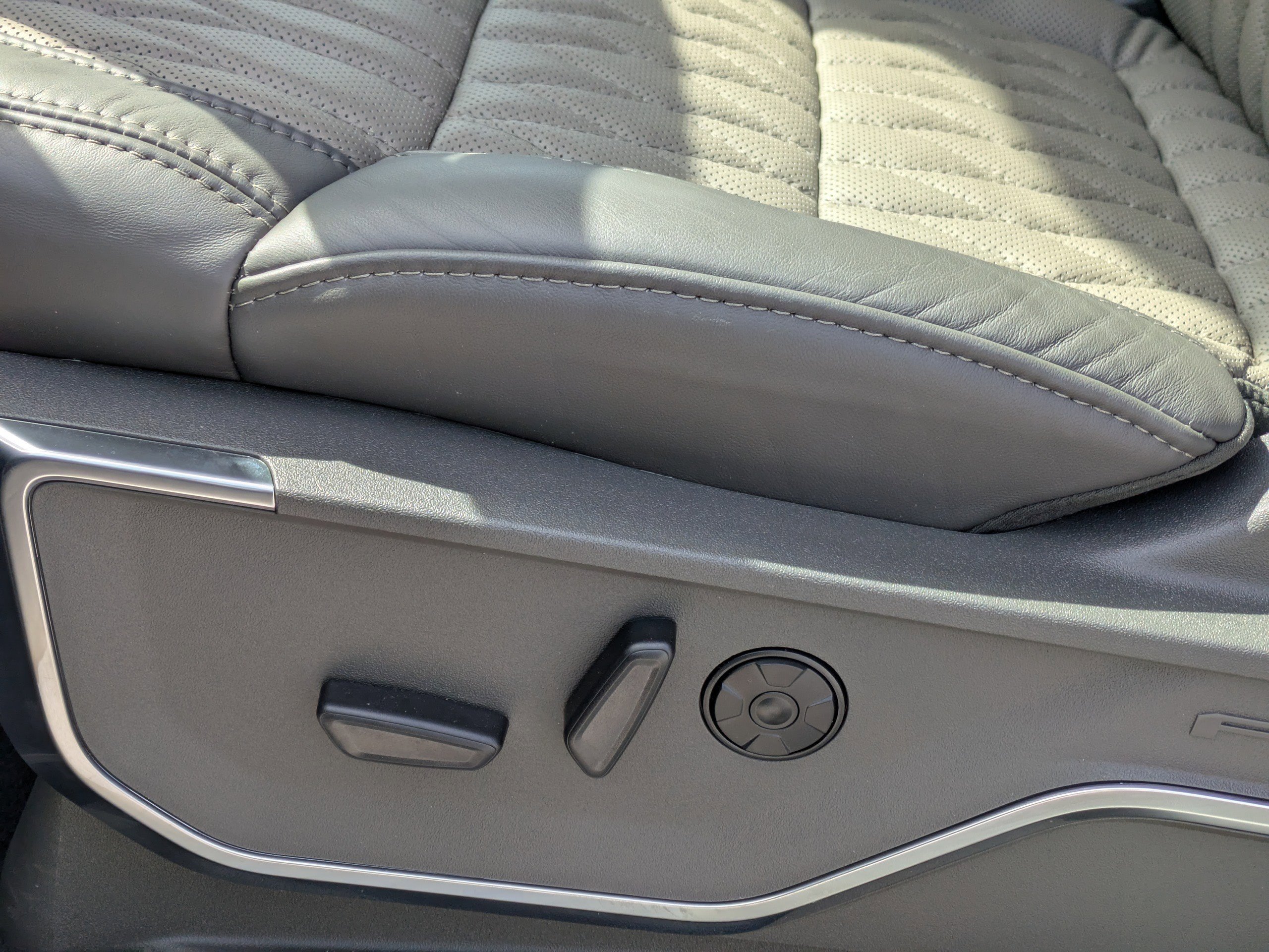 Used 2026  Ford Platinum image 29