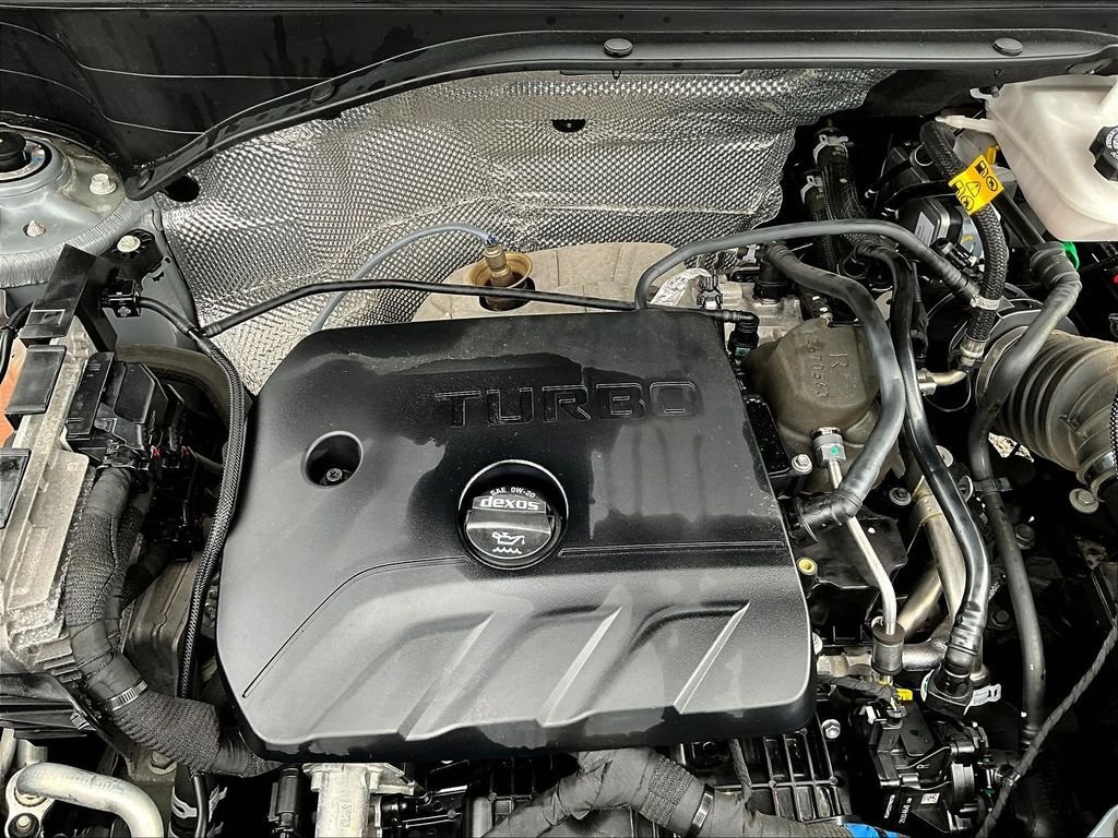 Used 2023 Gray Buick Select image 32