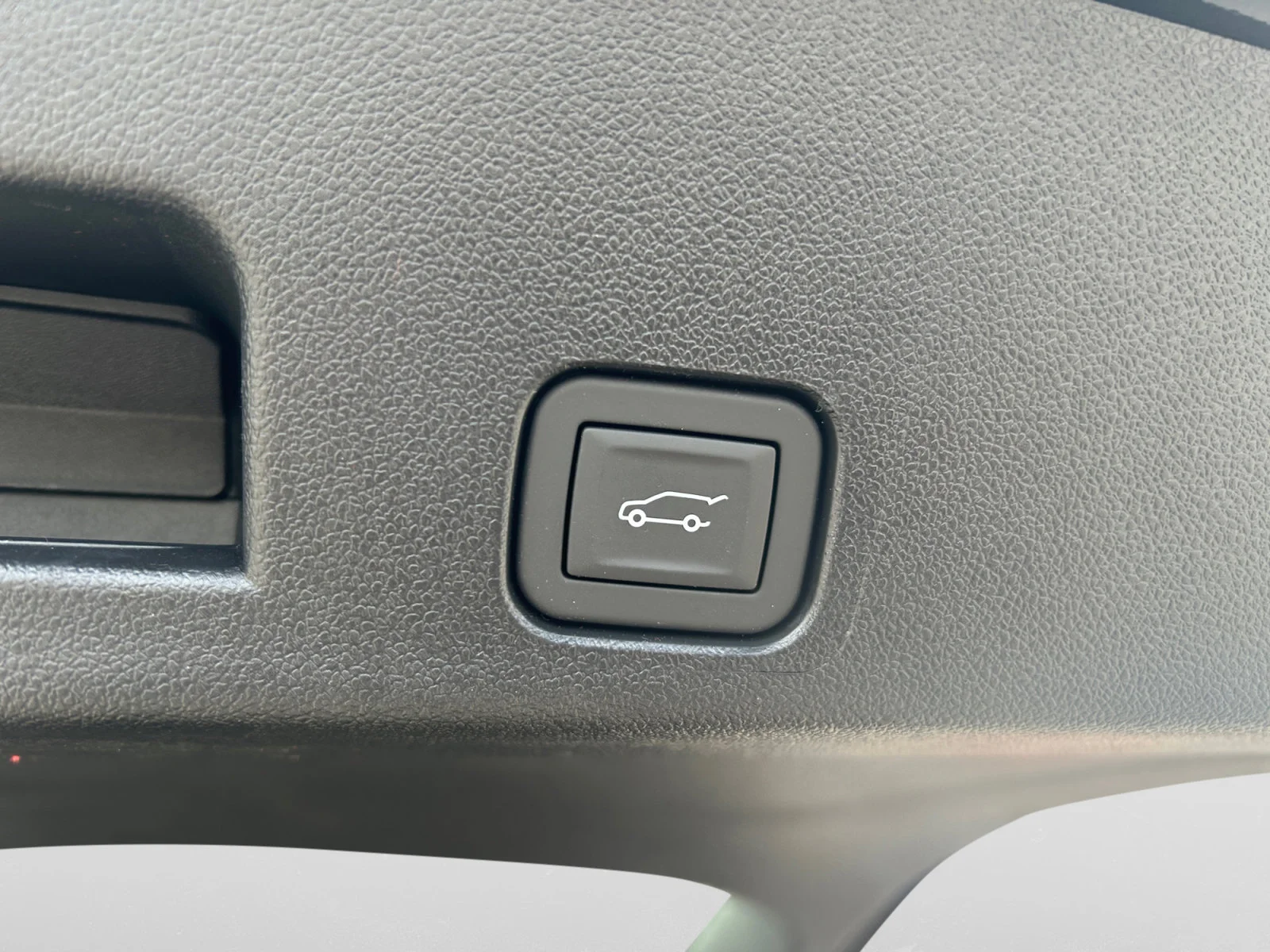 New 2026 Ebony Twilight Metallic GMC AT4 AWD image 11