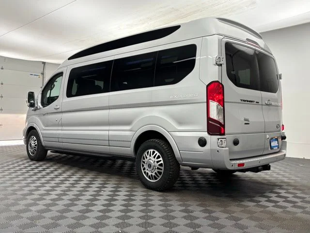 New 2026 Silver Ford Explorer Limited SE image 14