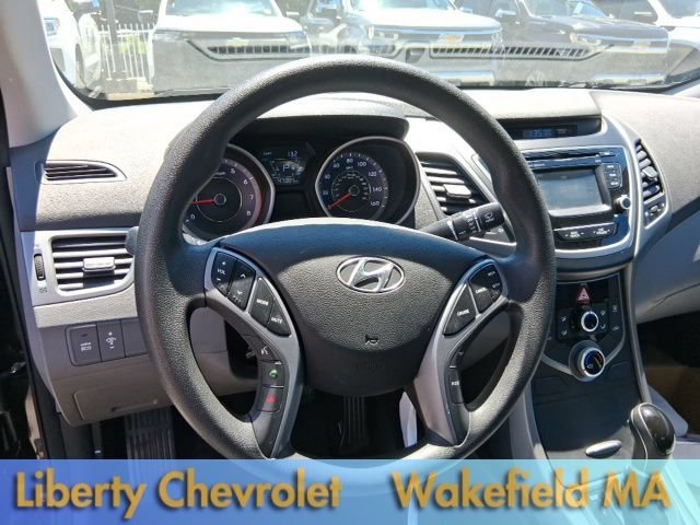 Used 2016  Hyundai SE image 24