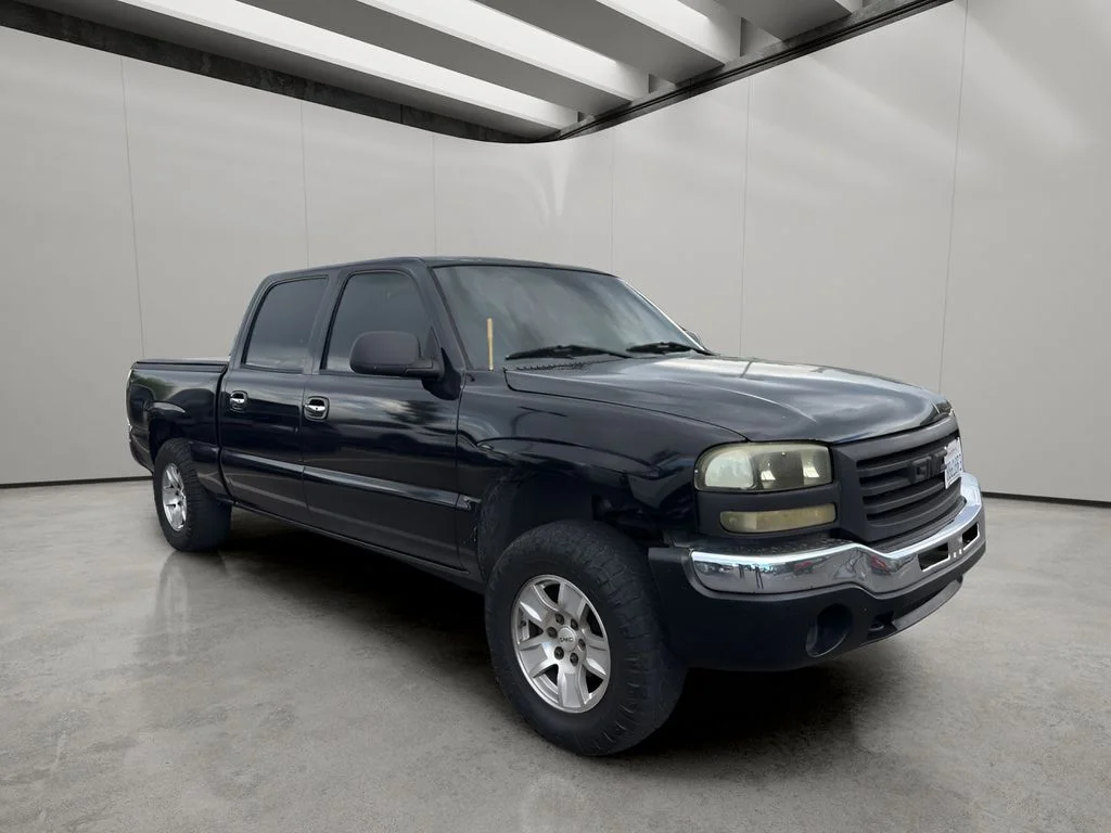 Used 2006 Onyx Black GMC SLE1 image 7
