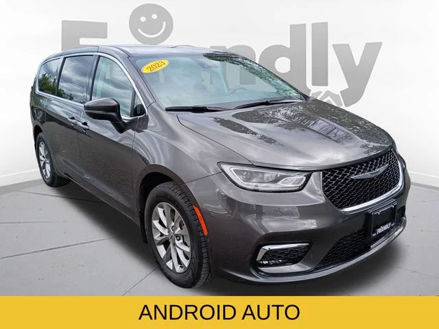 Used 2023 Gray Chrysler Touring L image 5