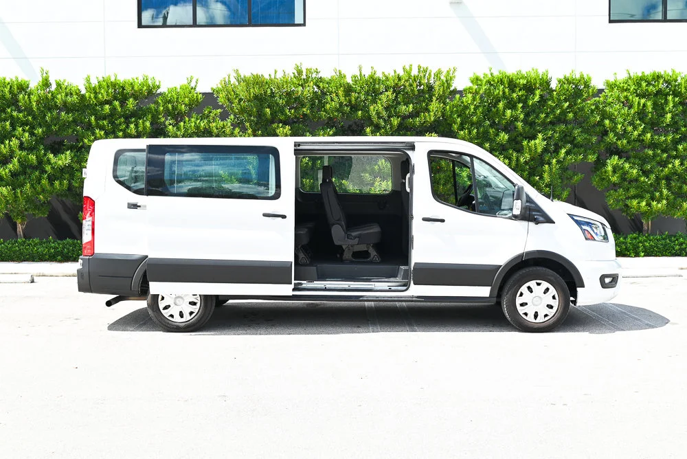 Used 2023 White Ford XLT image 4