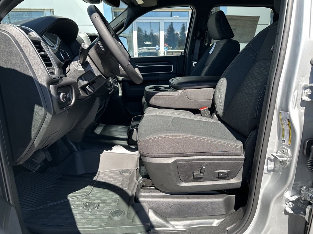2025 RAM 2500 Big Horn - Photo 13