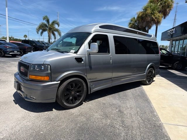 2026 GMC Savana Cargo Work Van - Photo 4