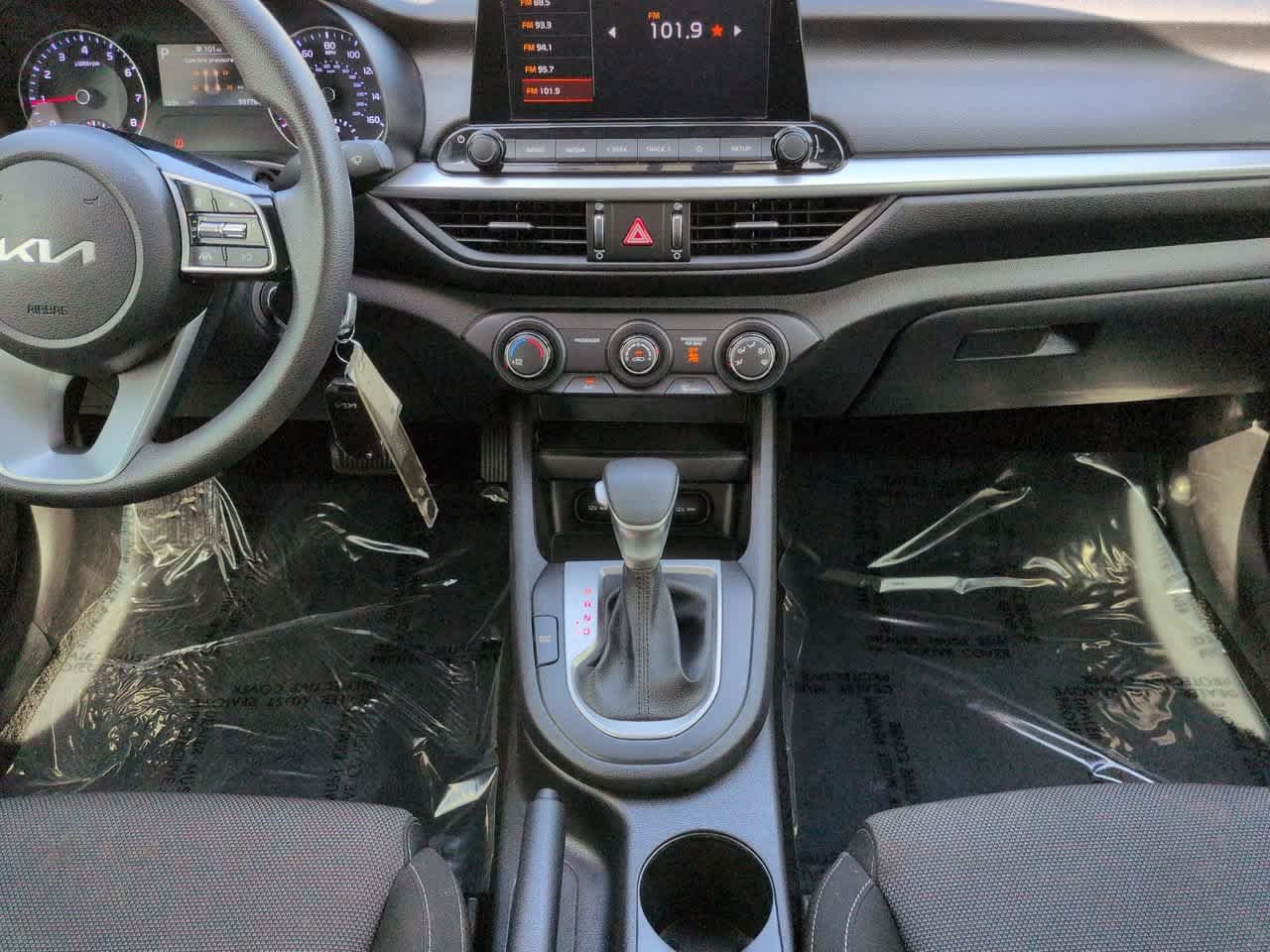 Used 2023 Gravity Gray Kia LXS image 18