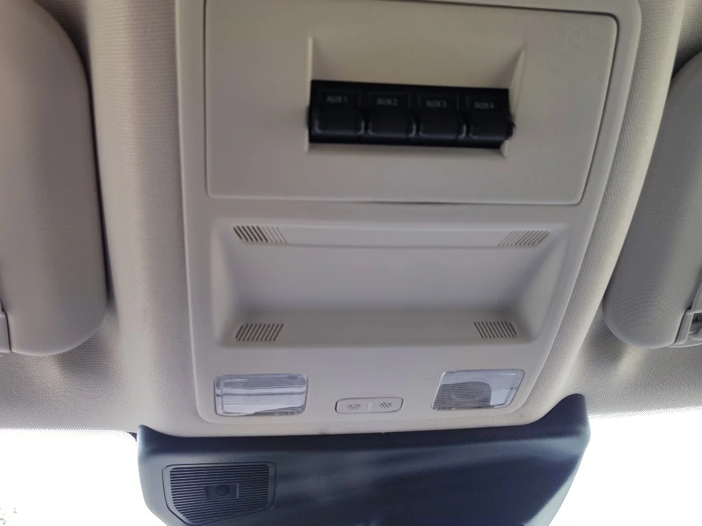 Used 2025 Shadow Black Ford Big Bend image 25