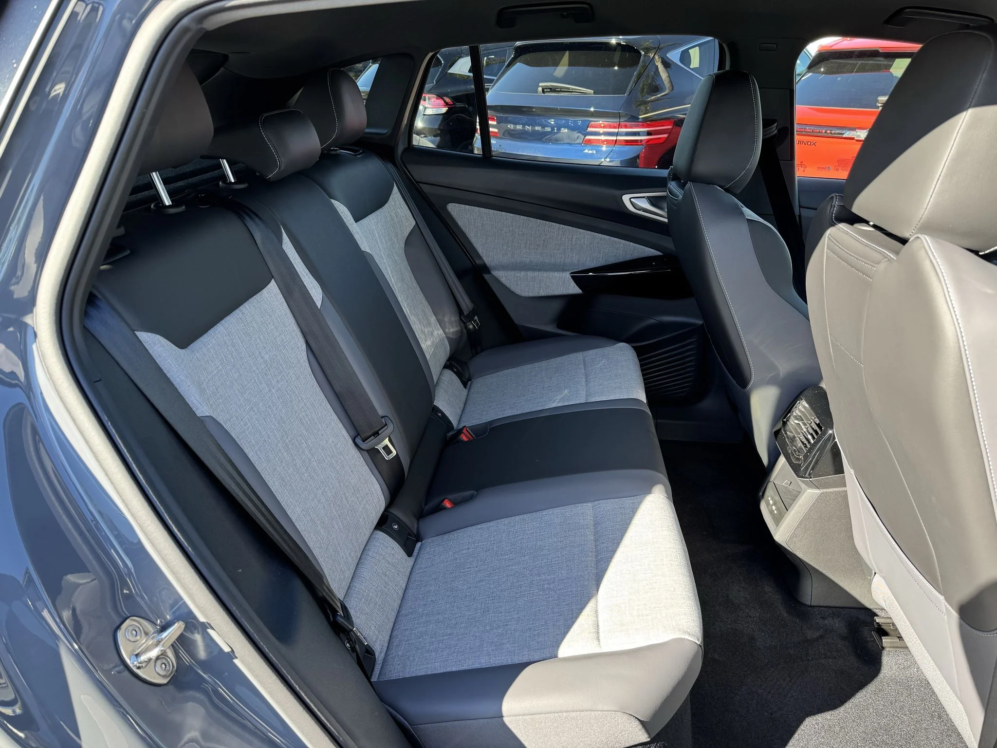 New 2026 Pure Gray Volkswagen Pro image 31