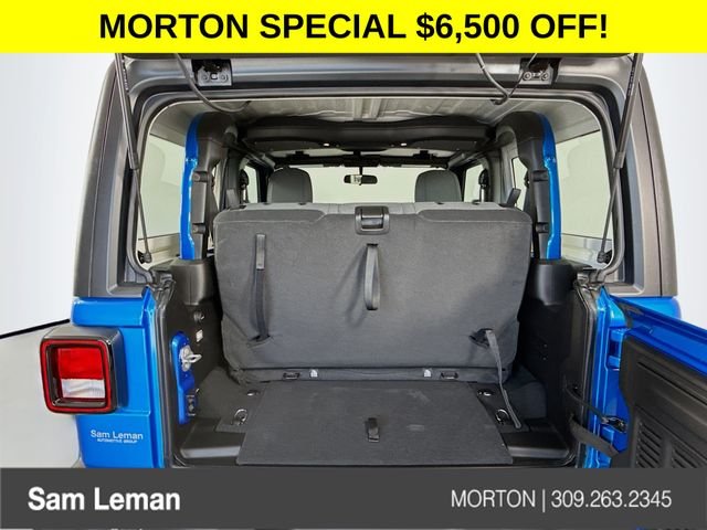New 2026 Hydro Blue Pearlcoat Jeep Sport 4WD image 21