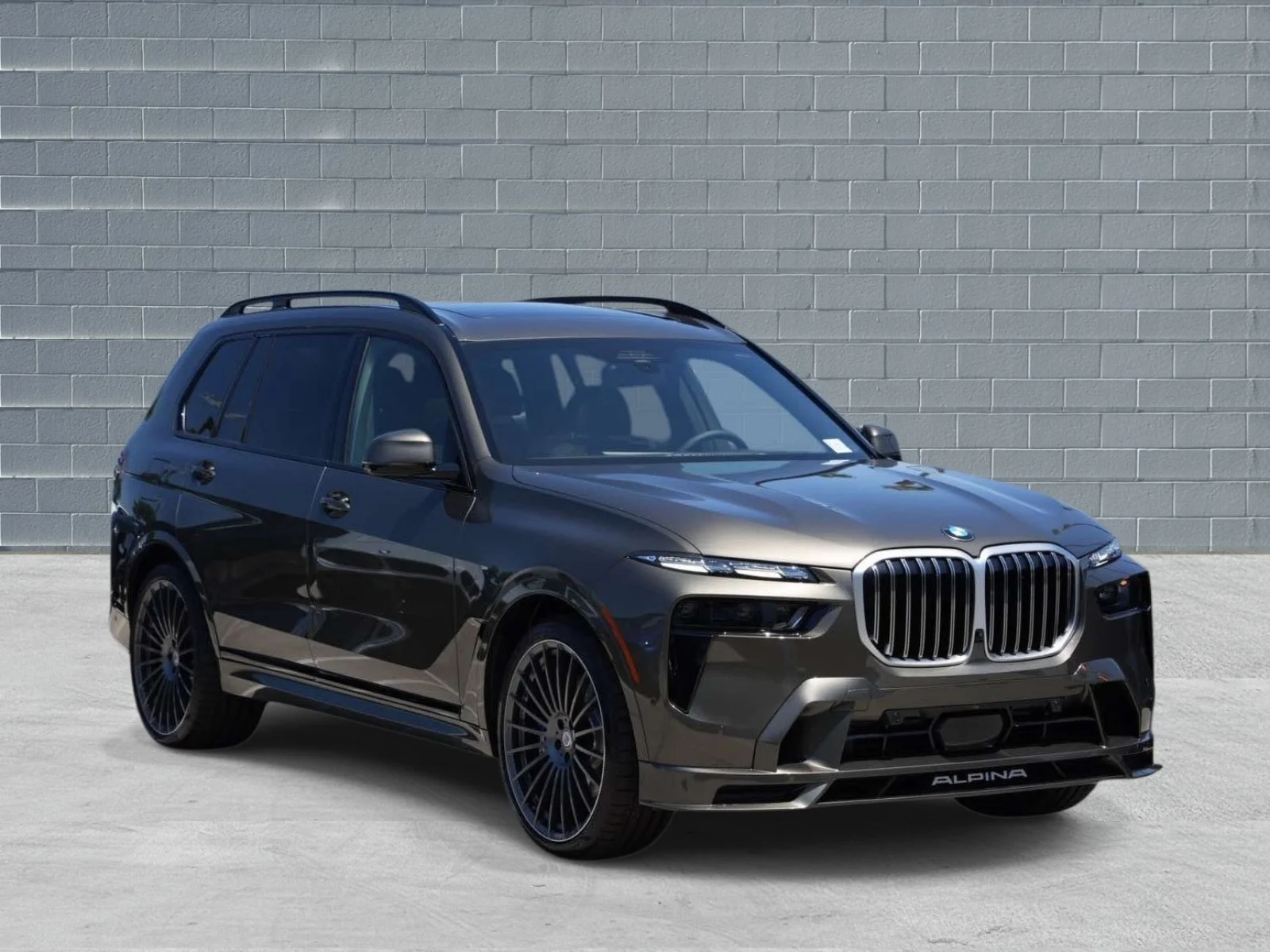 New 2026 ManhattanGreen BMW ALPINA XB7 image 1