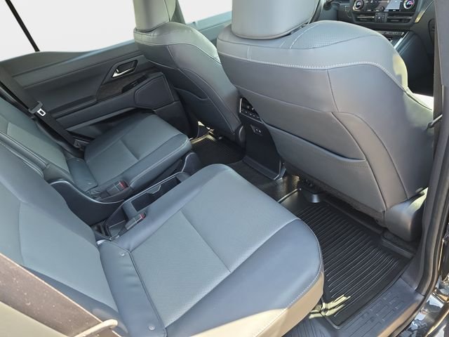 Used 2024 Black Lexus 550 Premium+ image 13