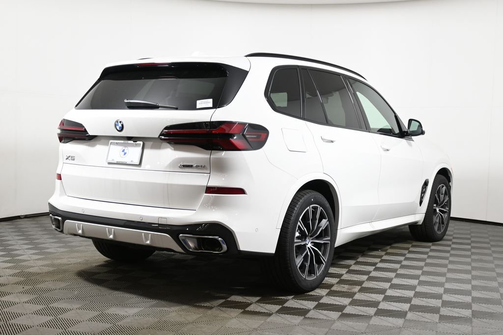 Used 2026 White BMW xDrive40i image 7