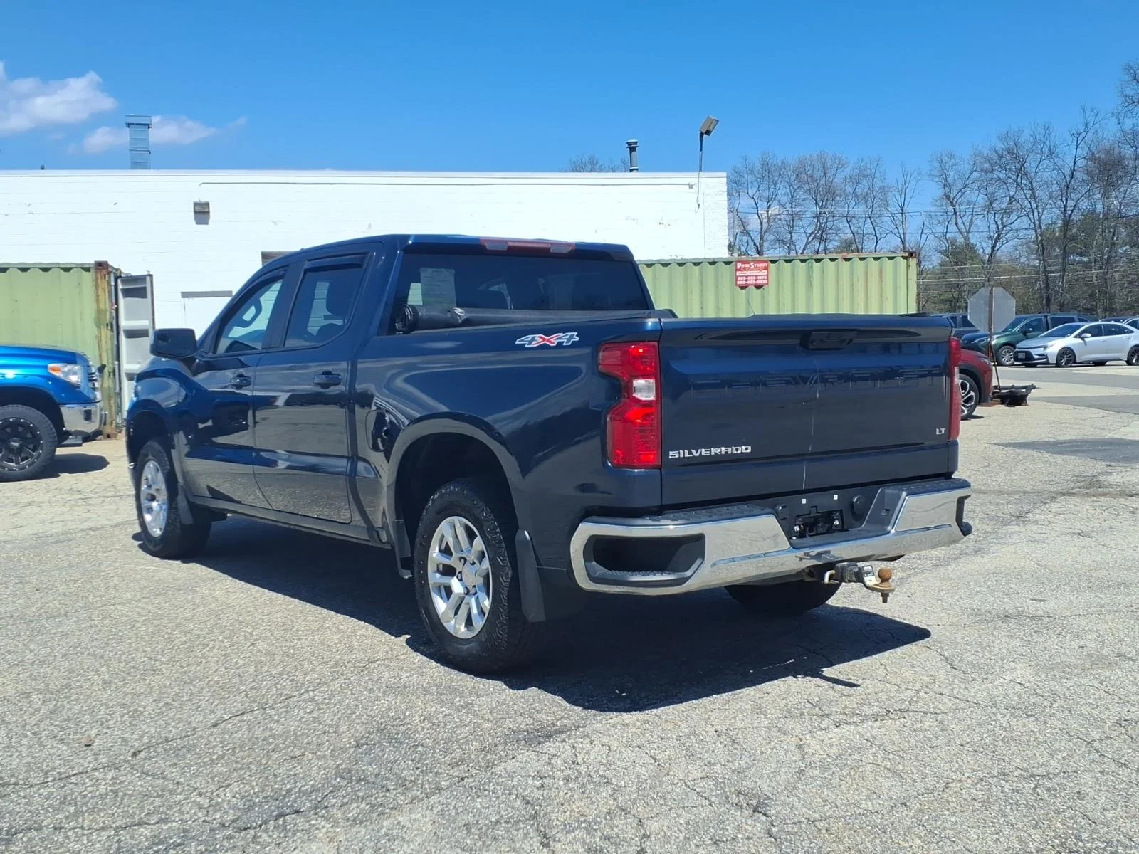 2023 Chevrolet Silverado 1500 LT - Photo 7