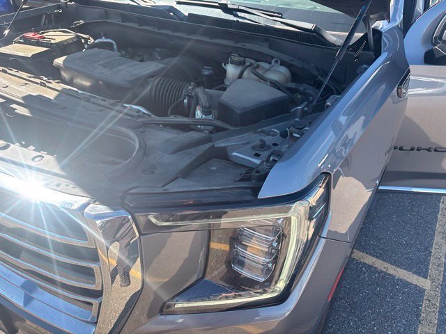 Used 2022 Satin Steel Metallic GMC SLT image 17