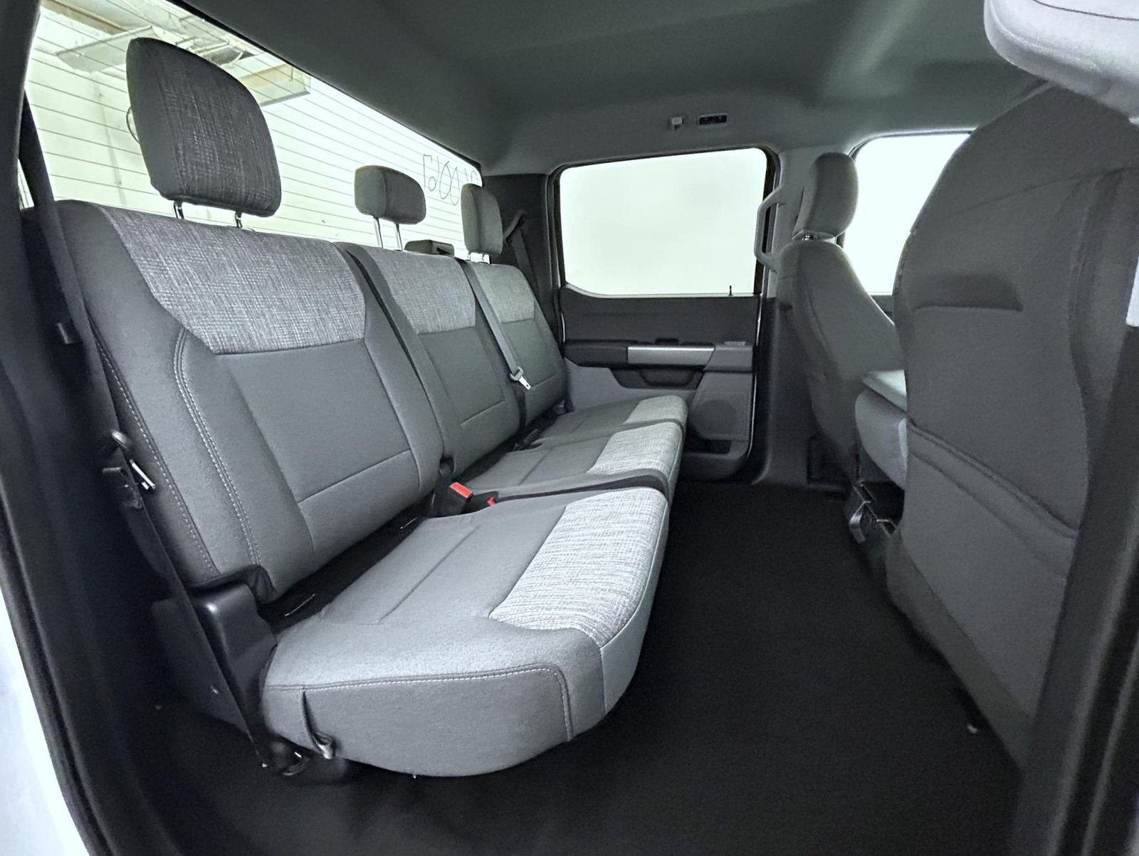 2026 Ford F-350 Super Duty XLT - Photo 18