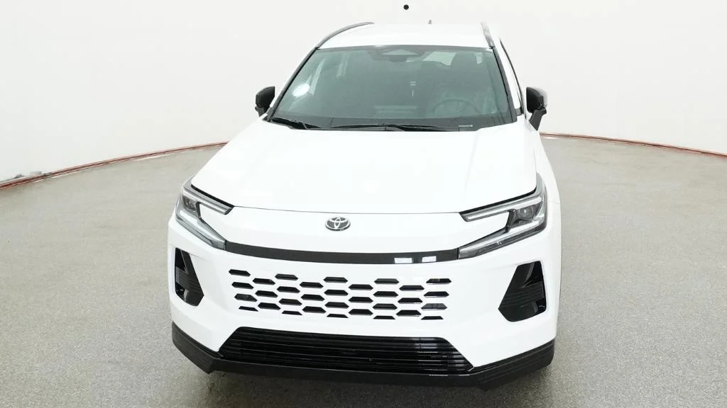 New 2026 Ice Cap Toyota SE image 15
