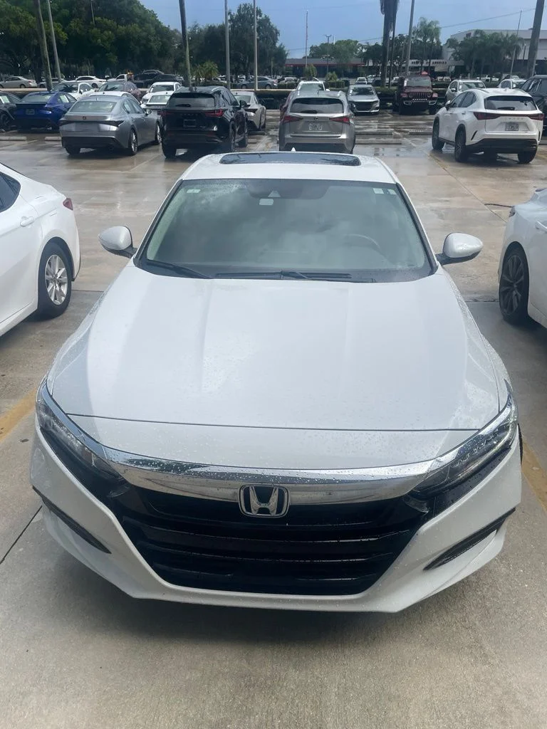 Used 2019 Platinum White Pearl Honda EX-L image 4