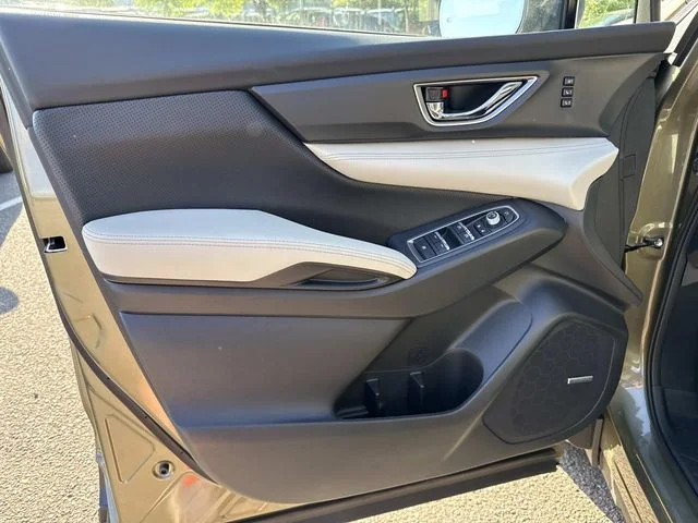 New 2026 AUTUMN GREEN METALLIC Subaru Limited 7-Passenger image 26