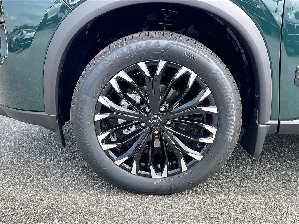 New 2026 Obsidian Green Nissan Dark Armor image 8