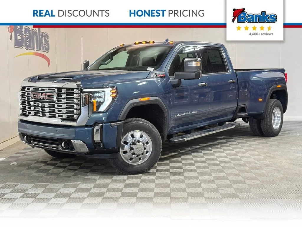 2026 GMC Sierra 4WD Crew Cab Long Box DRW Denali's photo