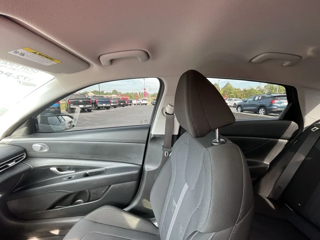 Used 2026 Black Hyundai SE image 11