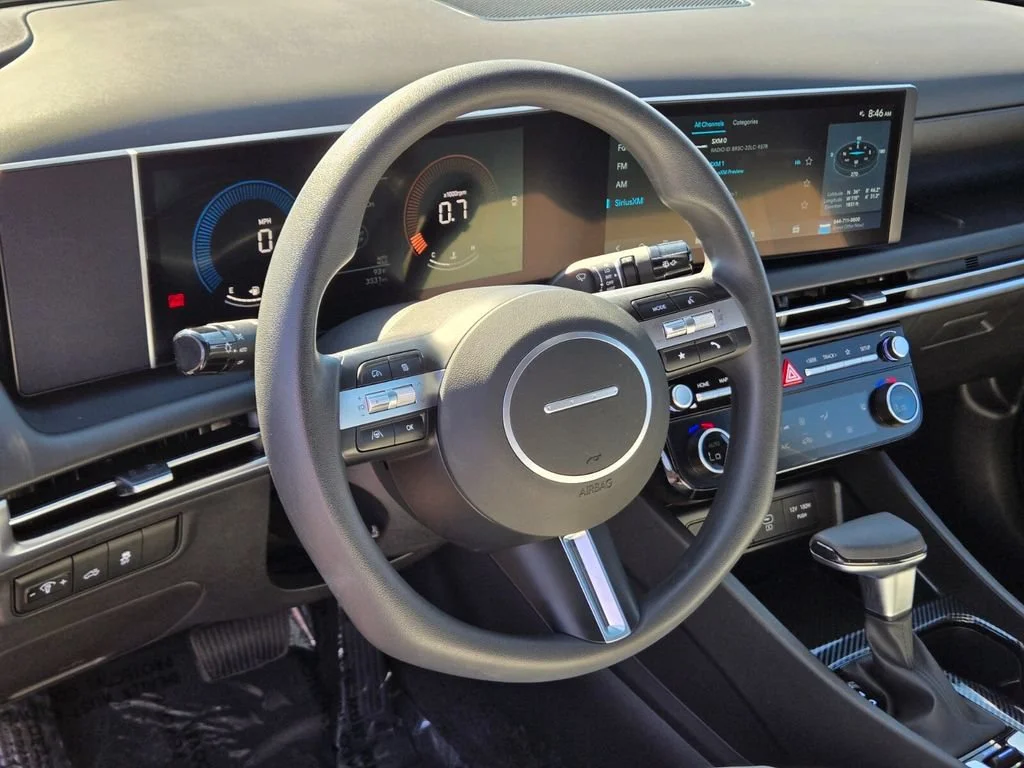 Used 2025 Sage Gray Hyundai SEL image 19