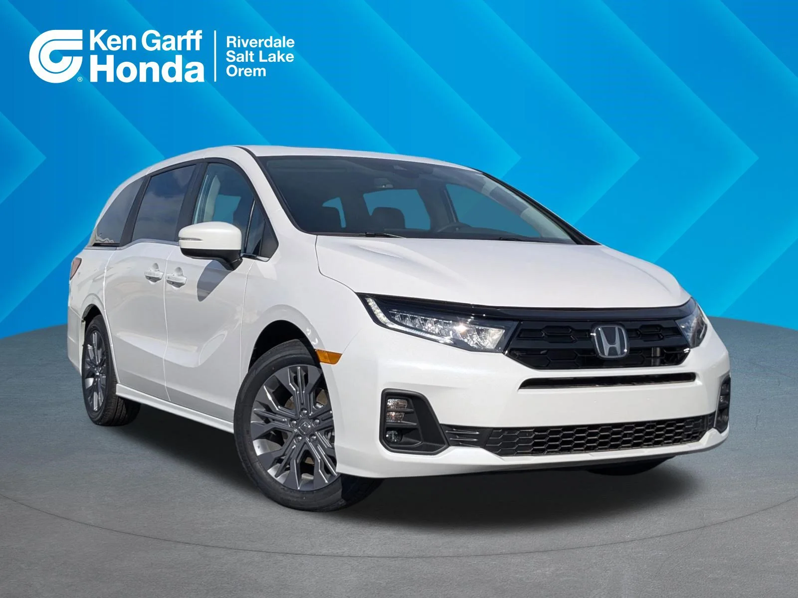 2026 Honda Odyssey Touring's photo