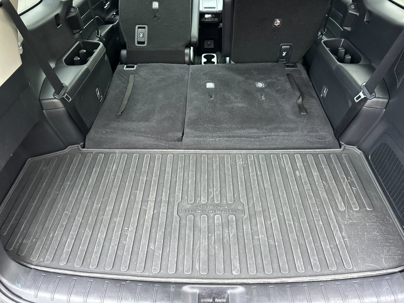 Used 2024 Red Toyota XLE image 15