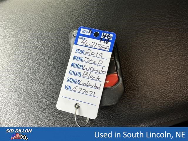 Used 2019 Black Clearcoat Jeep Sport S image 8