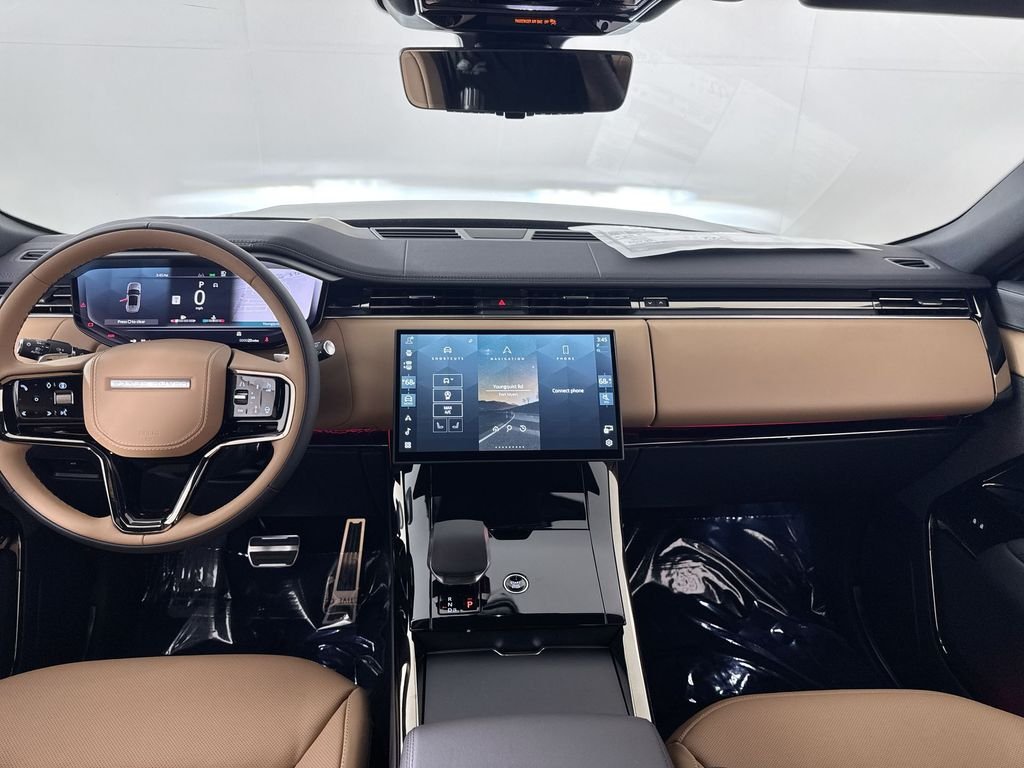 New 2027 Santorini Black Land Rover Dynamic SE image 19