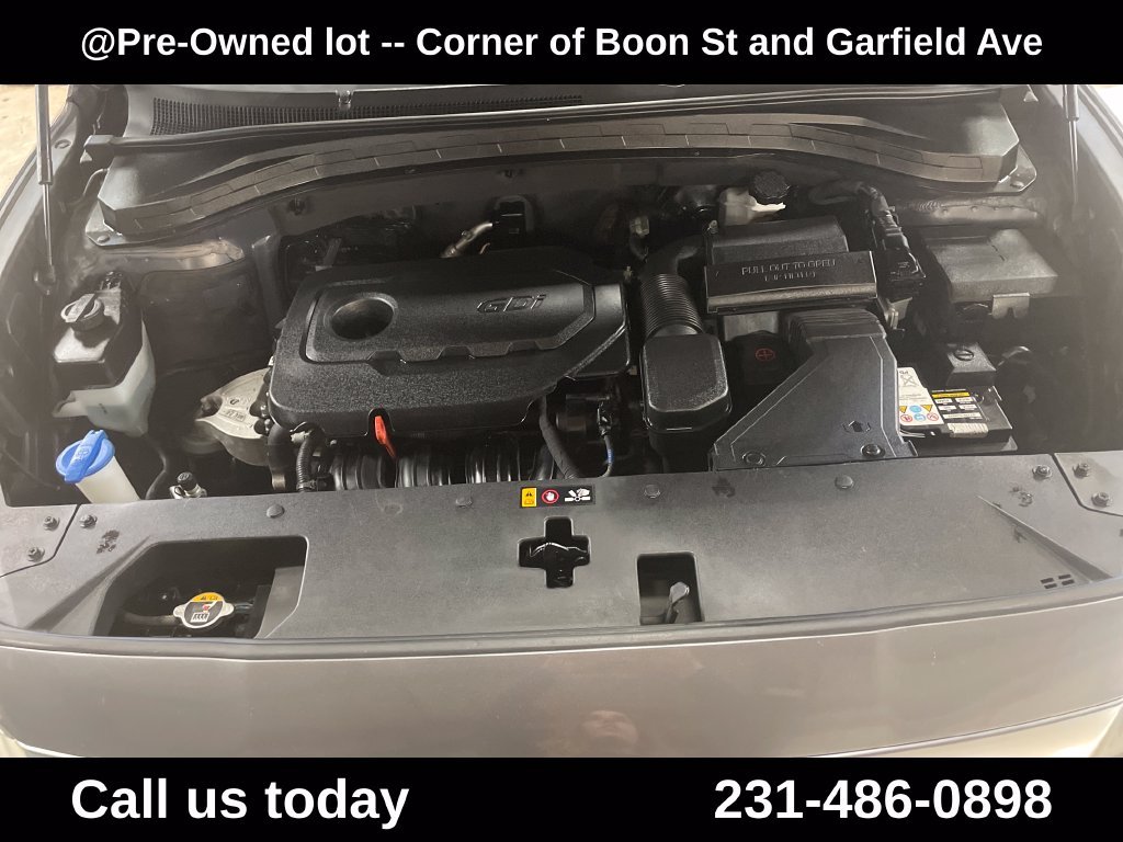 Used 2019 Gray Hyundai SEL image 10