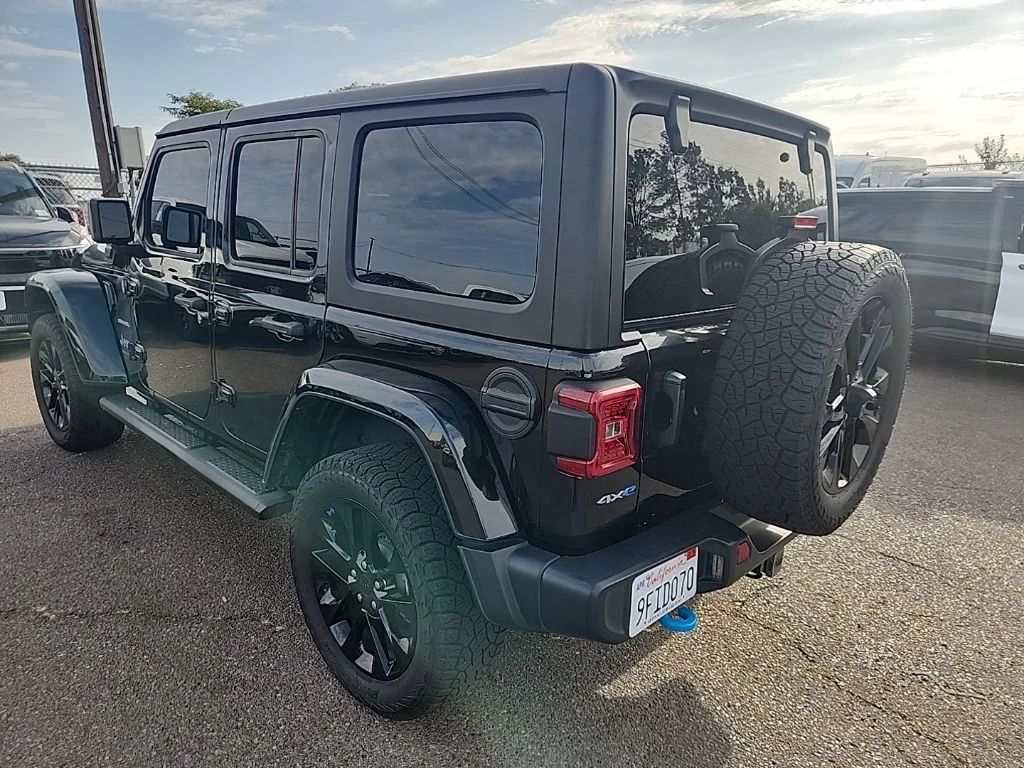 Used 2023 Black Jeep Sahara 4xe image 10