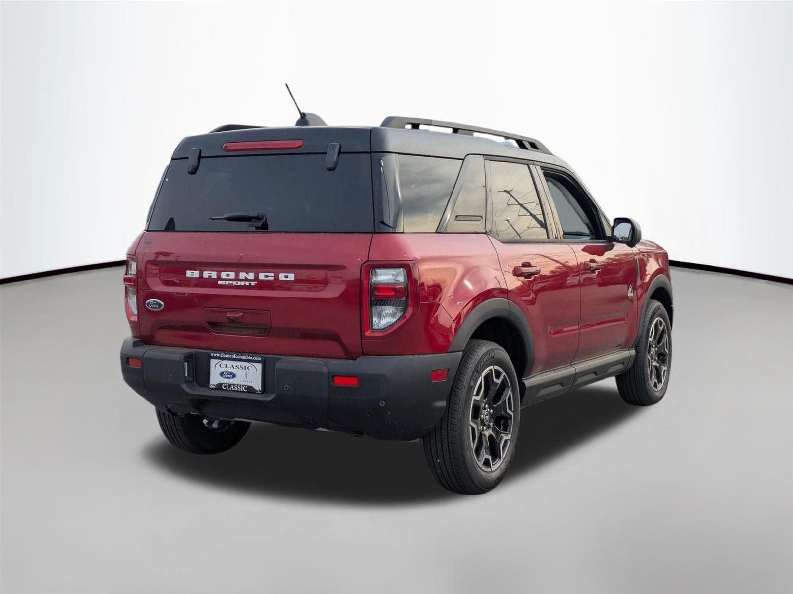 New 2025 Ruby Red Metallic Tinted Clearcoat Ford Outer Banks® image 5