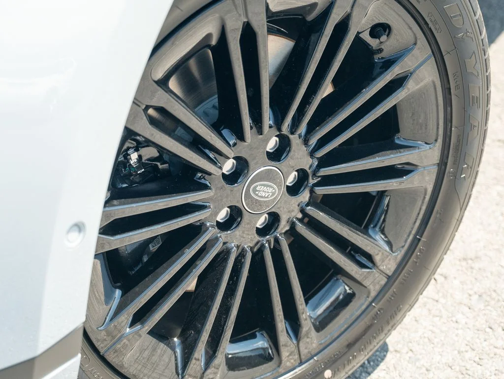 New 2026 Gray Land Rover S image 9