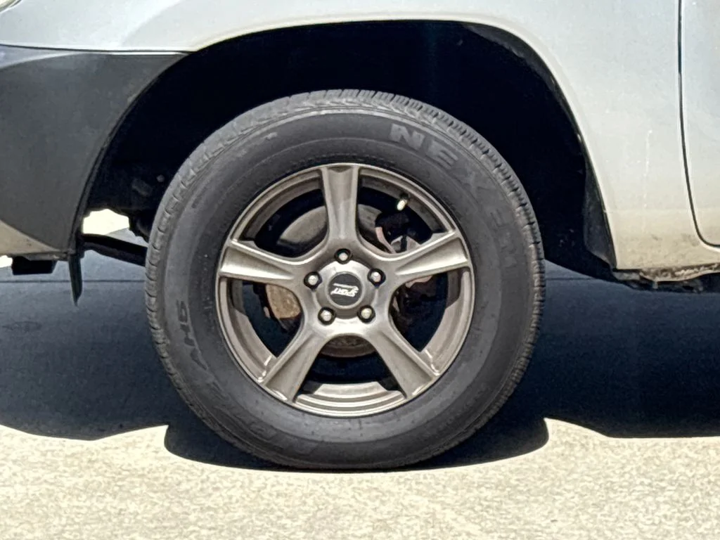 Used 2012 Silver Toyota Base image 12