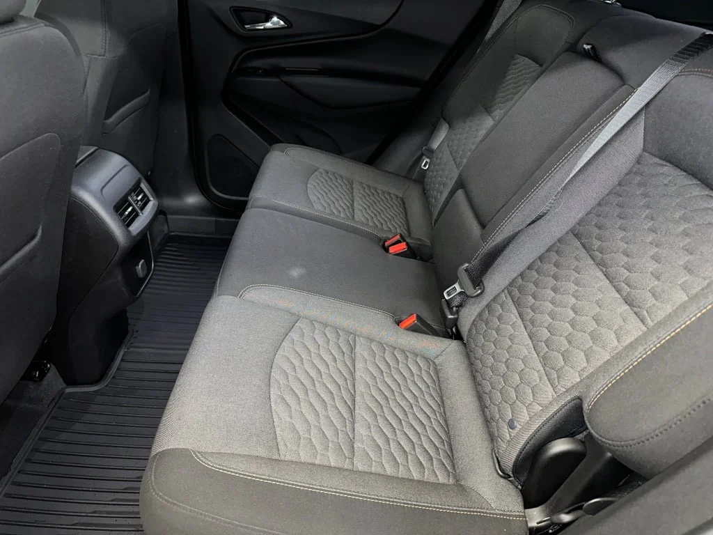 Used 2018 MOSAIC BLACK METALLIC Chevrolet LT image 17