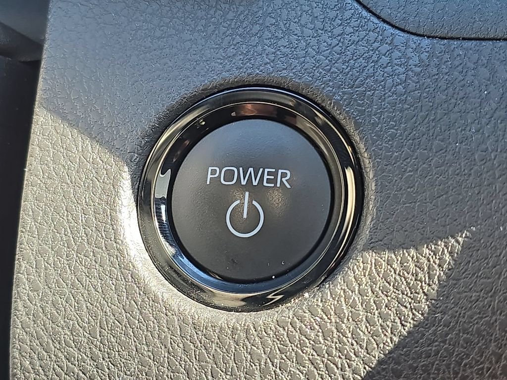 Used 2026  Toyota SE image 30