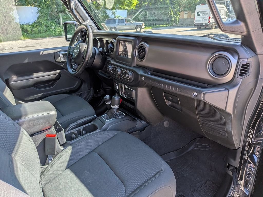Certified Used 2020 Black Jeep Unlimited Sport S image 22
