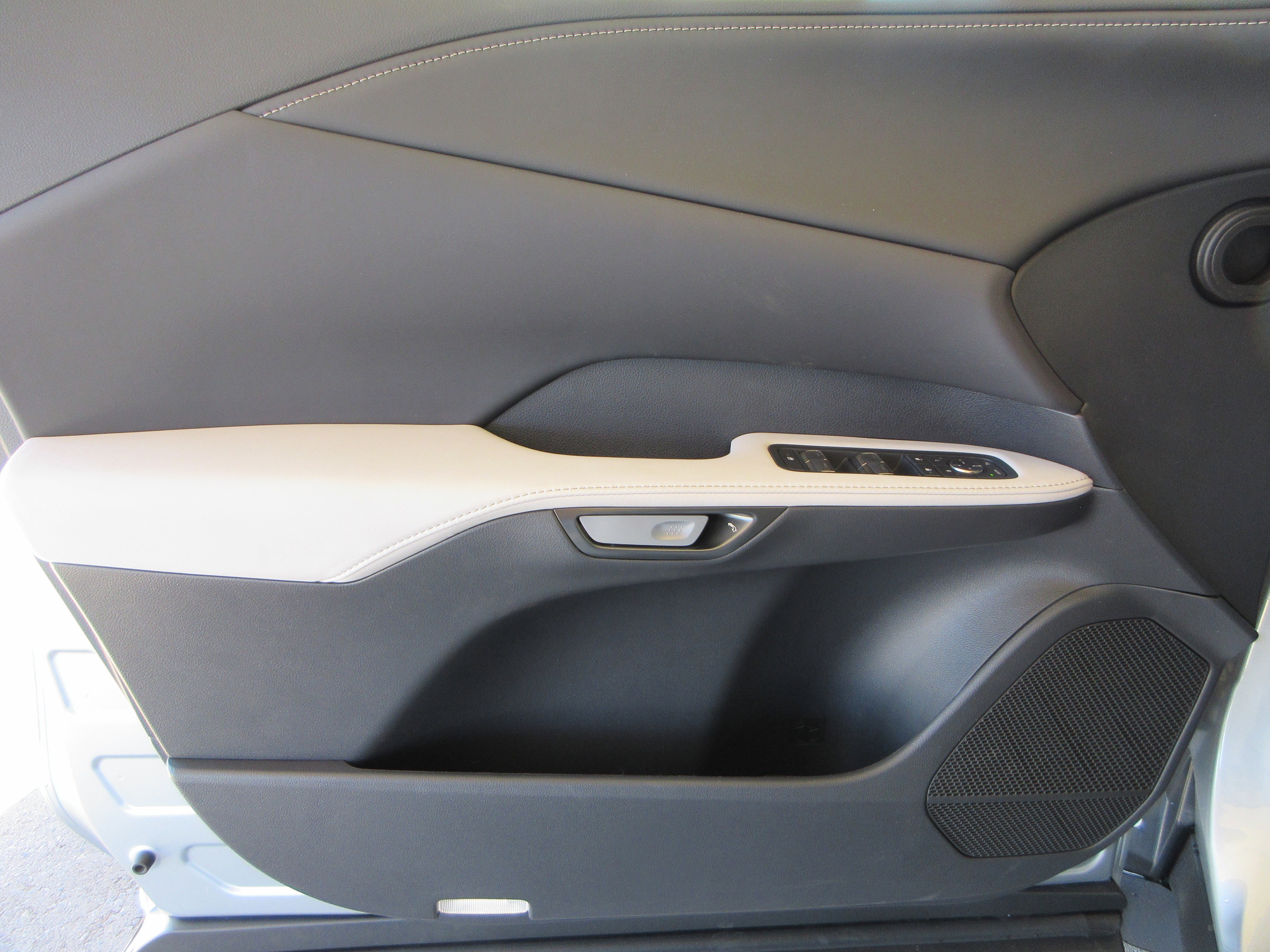 New 2026 Iridium Lexus PREMIUM image 25