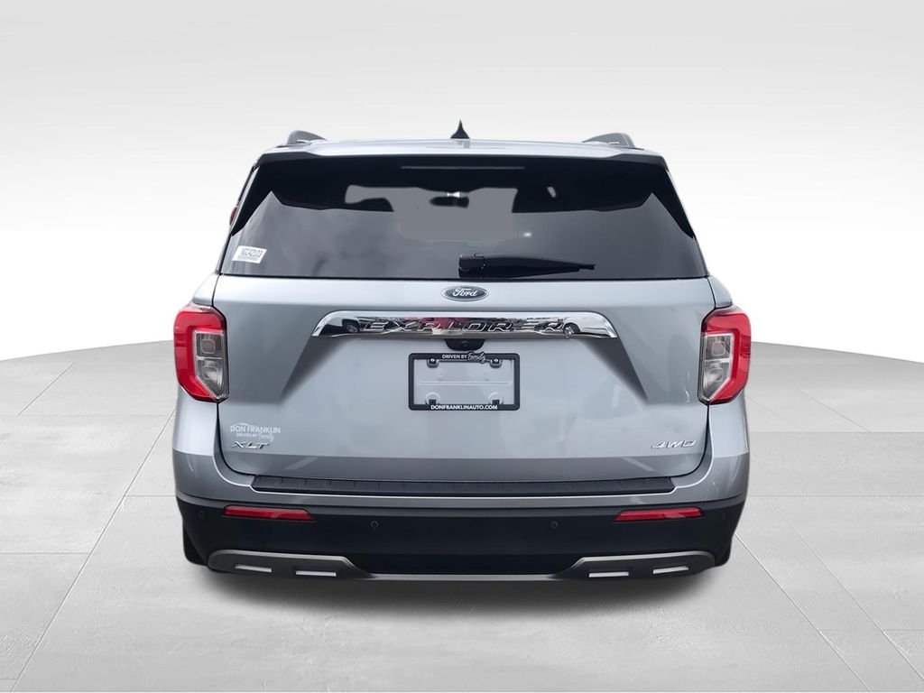 Used 2022 Silver Ford XLT image 7