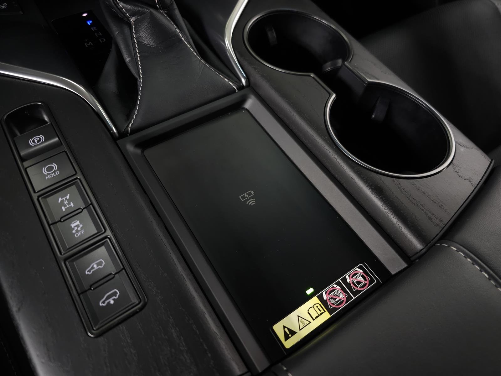 2024 Lexus LX Luxury - Photo 32