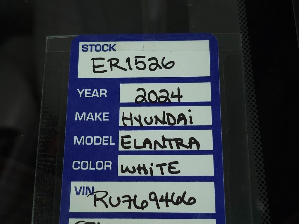 2024 Hyundai Elantra SEL - Photo 31