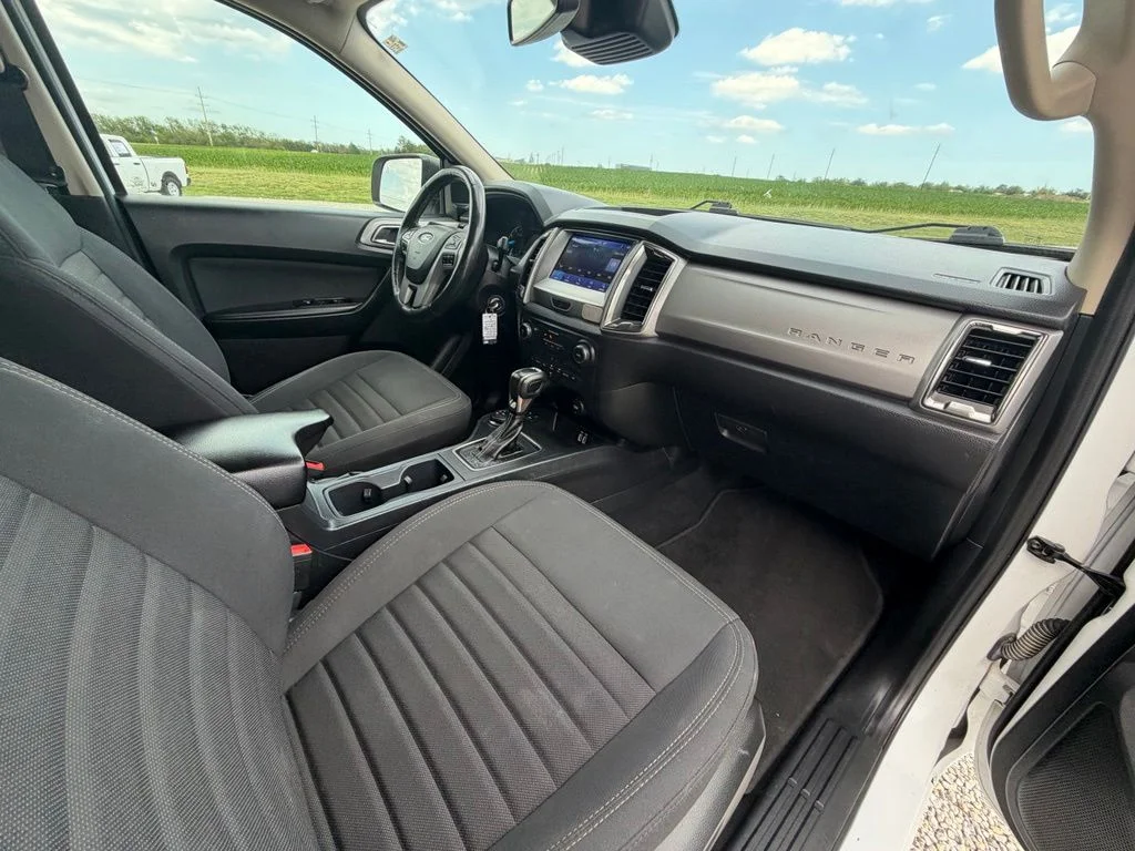 Used 2022 White Ford XLT image 33