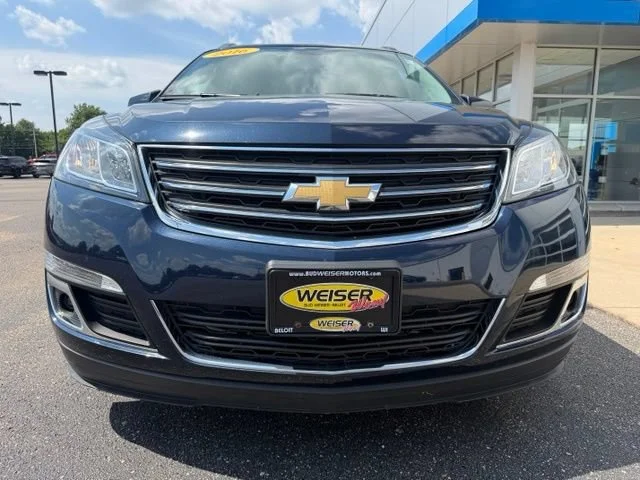 Used 2016 Chevrolet Traverse 2LT with VIN 1GNKVHKD8GJ229689 for sale in Beloit, WI