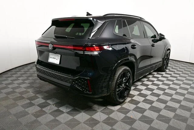 New 2026 Deep Black Pearl Volkswagen SE R-Line Black image 3