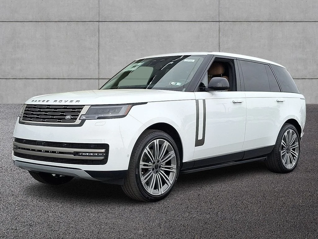 2026 Land Rover Range Rover 3.0 SE LWB 7's photo