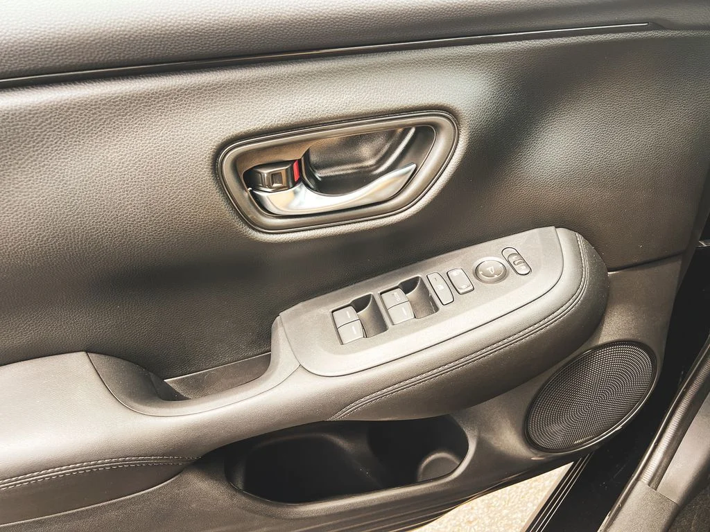 2026 Honda HR-V LX - Photo 12